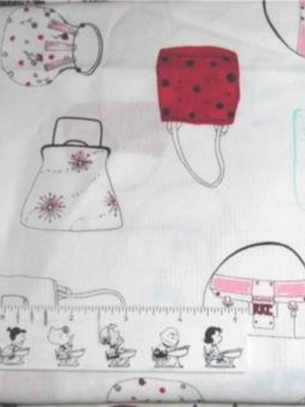 HANDBAGS on WHITE Cotton Quilt Fabric Remnant 32" x 44" wide